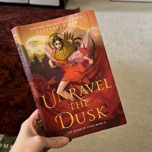 Paperback Unravel The Dusk